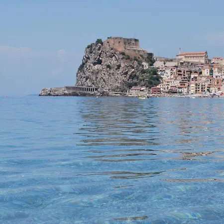 호스텔 Chianalea -