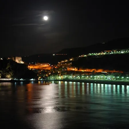 호스텔 Chianalea -