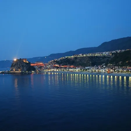 Chianalea - Vandrerhjem Scilla
